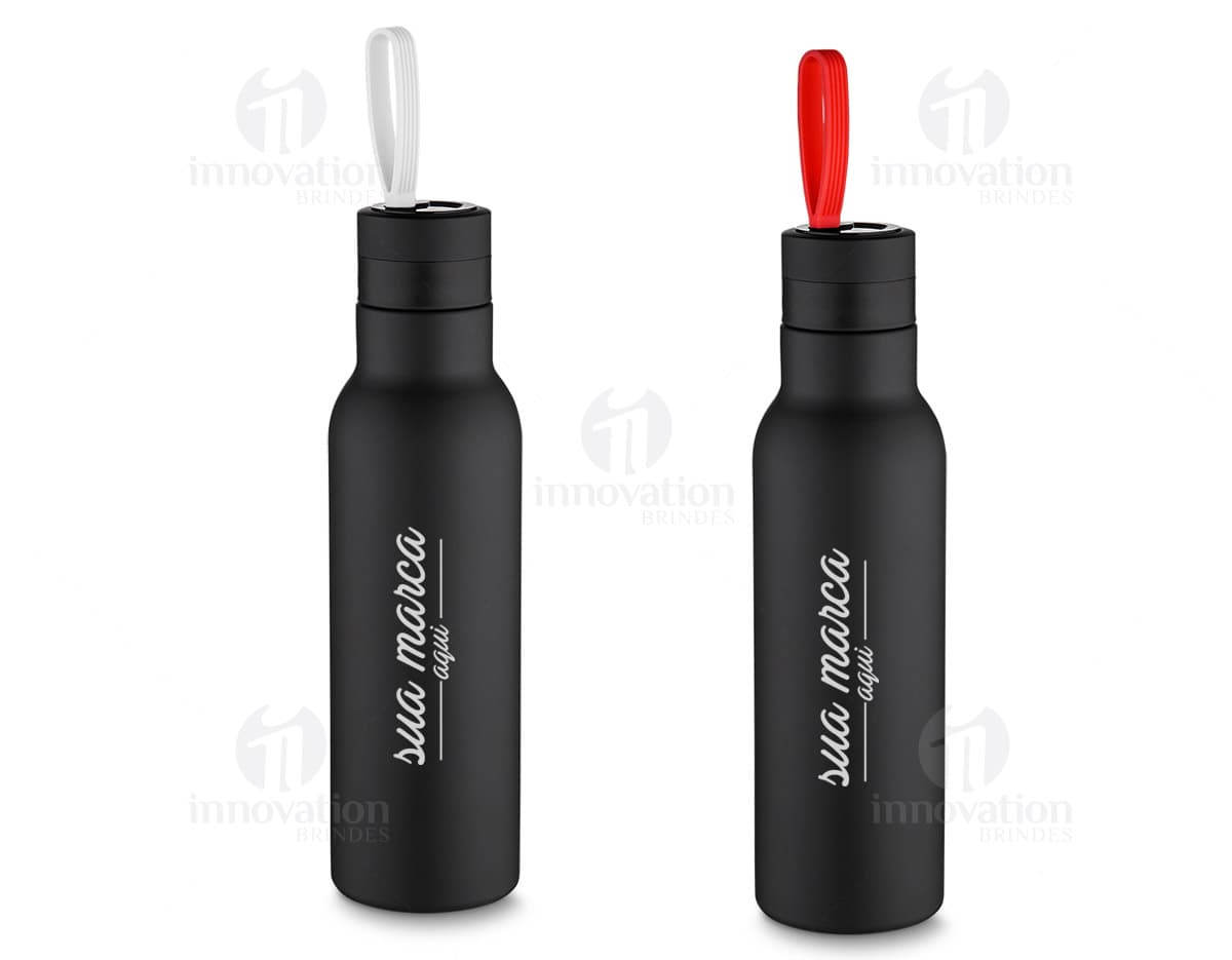 Kit com 6 porta copos em formato quadrado, feitos de madeira com estampa de coqueiros de cores vibrantes. Cada porta copo possui uma camada de proteção para evitar danos causados pela umidade dos copos. Kit com 6 porta copos em formato quadrado, feitos de madeira com estampa de coqueiros de cores vibrantes. Cada porta copo possui uma camada de proteção para evitar danos causados pela umidade dos copos.