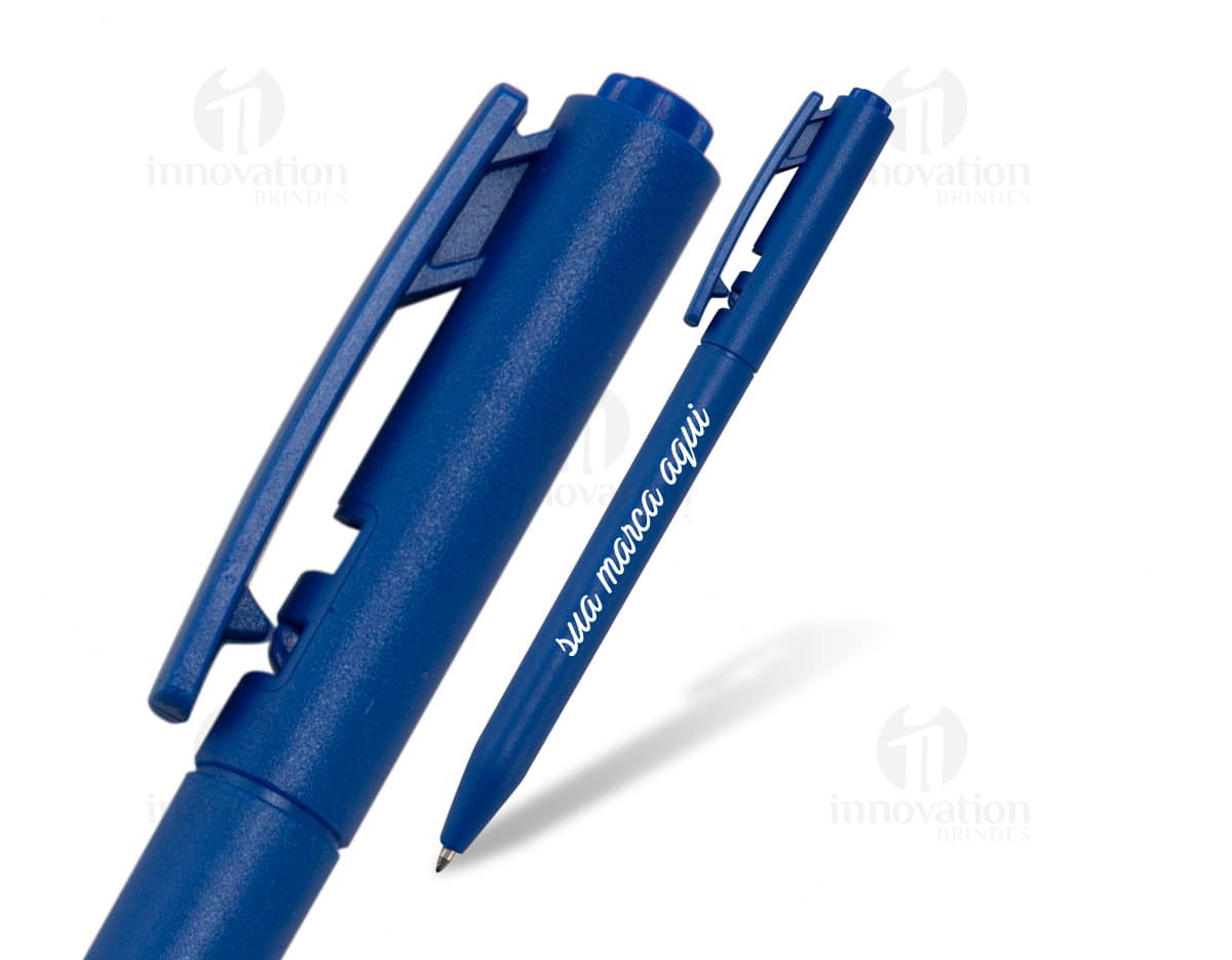 Kit com 6 porta copos em formatos geométricos variados, feitos de madeira e com estampas coloridas. Kit com 6 porta copos em formatos geométricos variados, feitos de madeira e com estampas coloridas.
