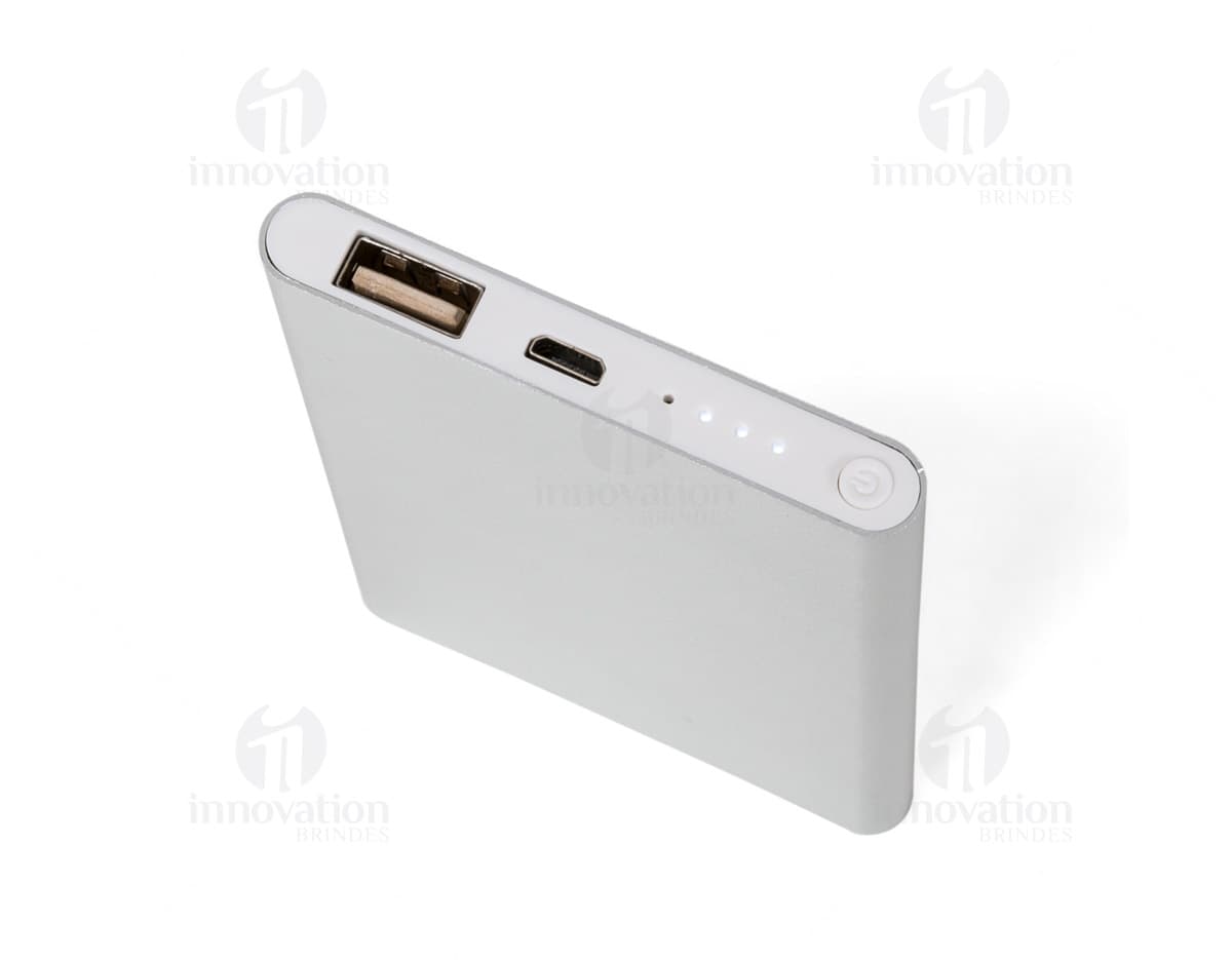 Telefone celular moderno em preto, com tela digital, botões de teclado e câmera integrada. O dispositivo eletrônico portátil possui tecnologia wireless e capacidade de conexão para chamadas, mensagens e acesso à internet. Além disso, conta com uma bateria de 4000mAh e ventosas de ABS para fixação. Ideal para o uso em escritório, viagens ou entretenimento, oferecendo mobilidade e praticidade. Telefone celular moderno em preto, com tela digital, botões de teclado e câmera integrada. O dispositivo eletrônico portátil possui tecnologia wireless e capacidade de conexão para chamadas, mensagens e acesso à internet. Além disso, conta com uma bateria de 4000mAh e ventosas de ABS para fixação. Ideal para o uso em escritório, viagens ou entretenimento, oferecendo mobilidade e praticidade.