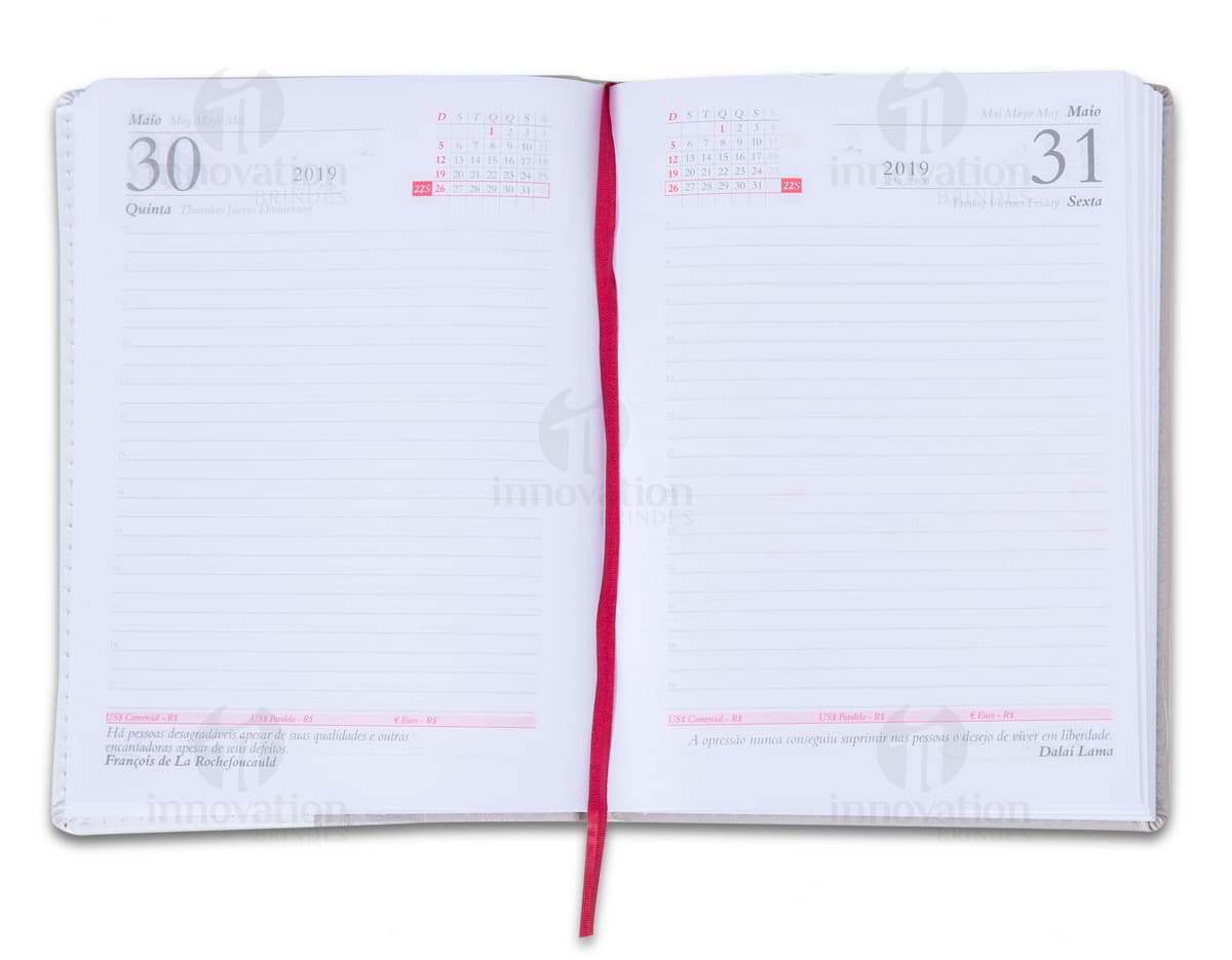 Agenda 2020 em papel emoldurada, com envelope e notebook. Página em branco com cabeçalho de carta, nota vazia e borda decorativa. Estilo vintage, textura grunge para escrever. Arte retro com espaço para escrever em papel. Objeto antigo de escritório com design criativo e ícone de comunicação.emblema amarrilhado, capa marrom e tinta de caneta. Agenda 2020 em papel emoldurada, com envelope e notebook. Página em branco com cabeçalho de carta, nota vazia e borda decorativa. Estilo vintage, textura grunge para escrever. Arte retro com espaço para escrever em papel. Objeto antigo de escritório com design criativo e ícone de comunicação.emblema amarrilhado, capa marrom e tinta de caneta.
