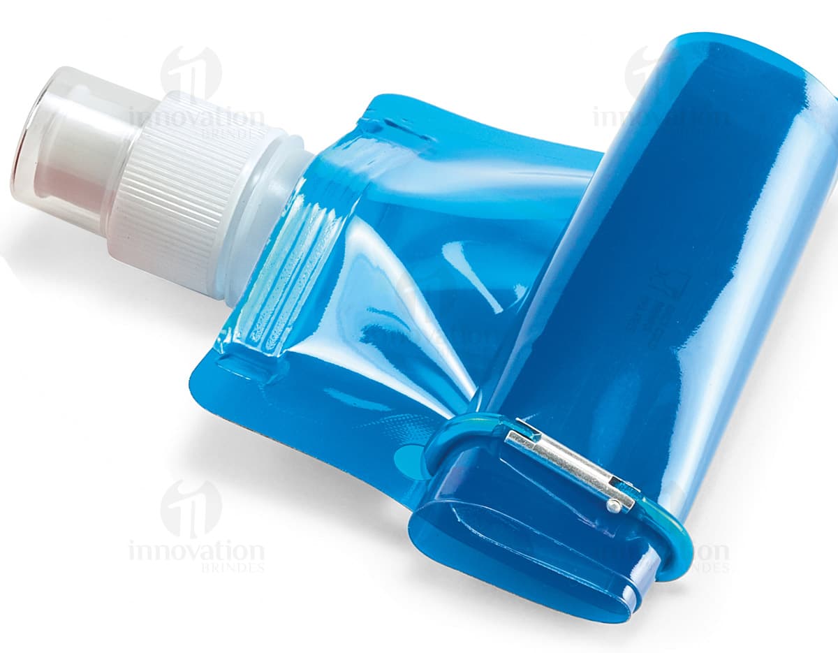 Kit com 6 porta copos em diferentes cores e estampas. Kit com 6 porta copos em diferentes cores e estampas.