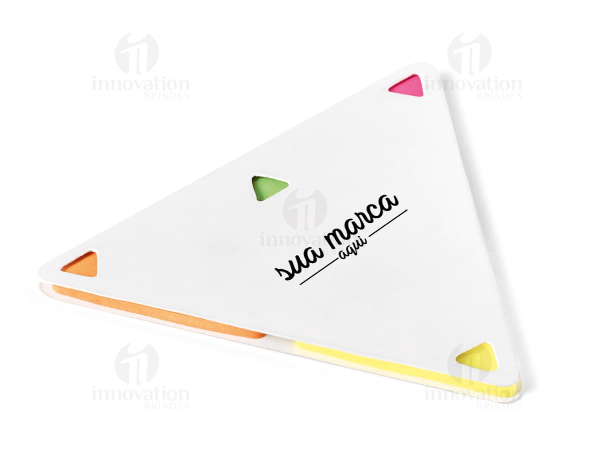 Kit com 6 porta copos coloridos em formato circular, sendo 2 amarelos, 2 azuis e 2 vermelhos, feitos de silicone. Os porta copos possuem bordas antiderrapantes para evitar que o copo escorregue. Kit com 6 porta copos coloridos em formato circular, sendo 2 amarelos, 2 azuis e 2 vermelhos, feitos de silicone. Os porta copos possuem bordas antiderrapantes para evitar que o copo escorregue.