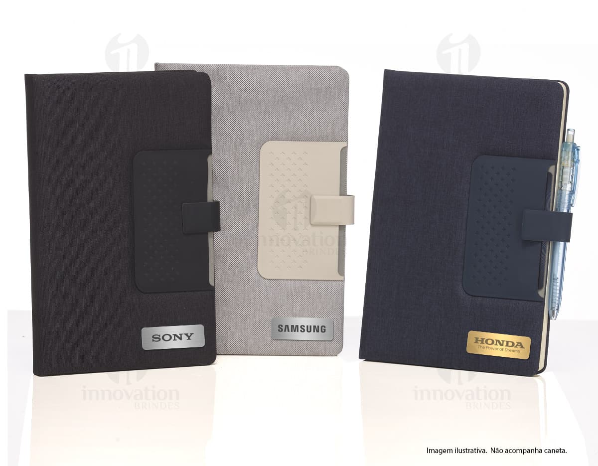 Bloco de anotações 21x14 cm com capa dura e páginas pautadas. Bloco de anotações 21x14 cm com capa dura e páginas pautadas.