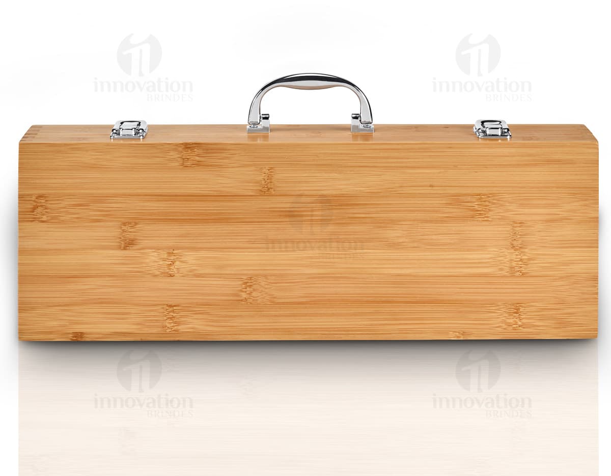 Kit com 6 porta copos em diferentes cores e designs. Kit com 6 porta copos em diferentes cores e designs.