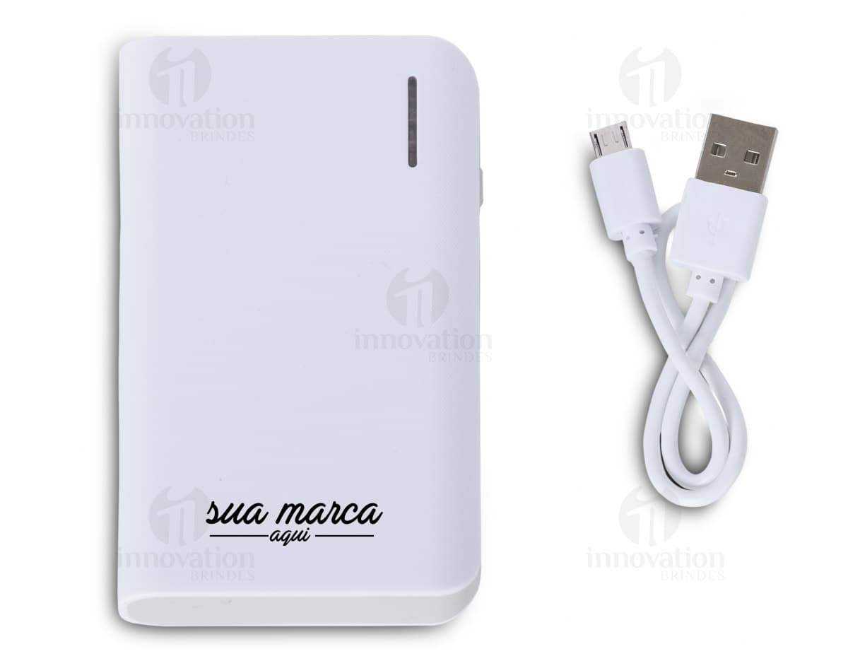 Dispositivo eletrônico portátil de metal, tecnologia moderna, carregador portátil com capacidade de 3000mAh. Dispositivo eletrônico portátil de metal, tecnologia moderna, carregador portátil com capacidade de 3000mAh.