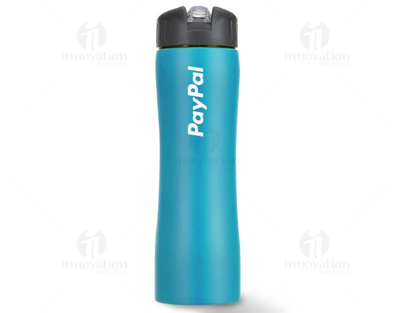 Squeeze metal de 600ml em fundo branco.