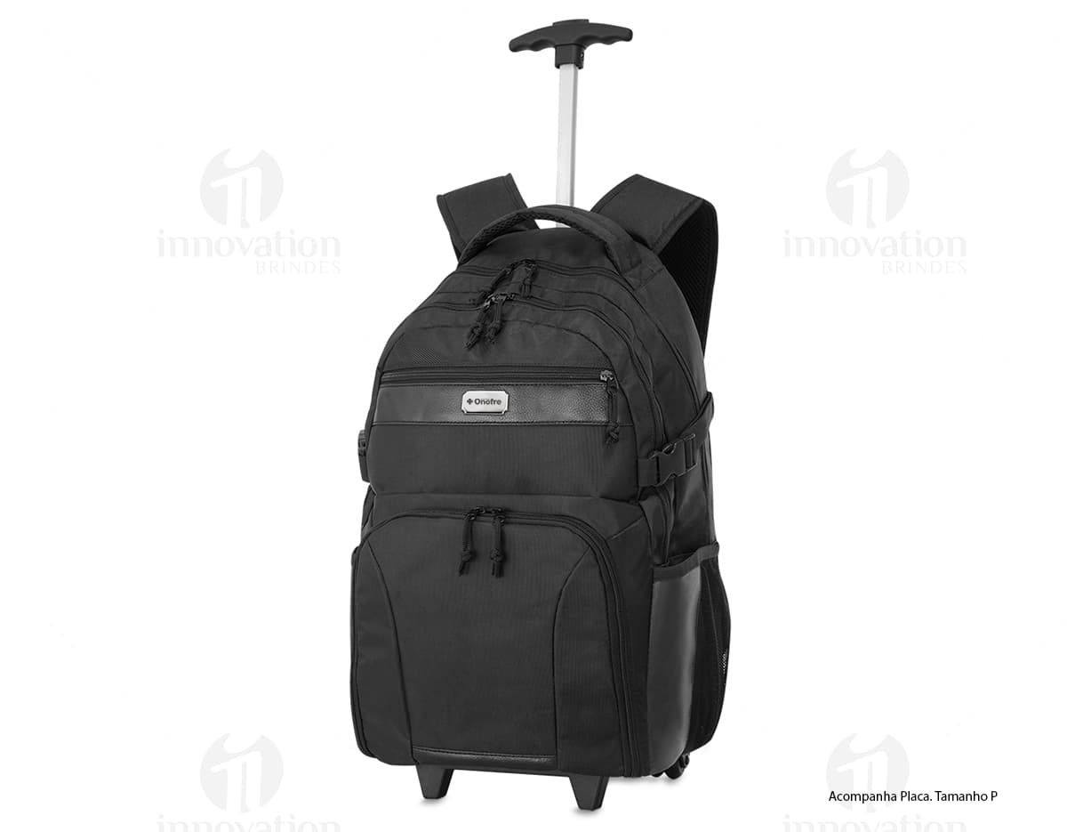 Mochila Nylon para Notebook com 3 Bolsos em cor preta e estilo moderno. Feita de couro e equipada com alças, possui três compartimentos para armazenamento de equipamentos e acessórios, garantindo praticidade e segurança durante viagens e no dia a dia. Mochila Nylon para Notebook com 3 Bolsos em cor preta e estilo moderno. Feita de couro e equipada com alças, possui três compartimentos para armazenamento de equipamentos e acessórios, garantindo praticidade e segurança durante viagens e no dia a dia.