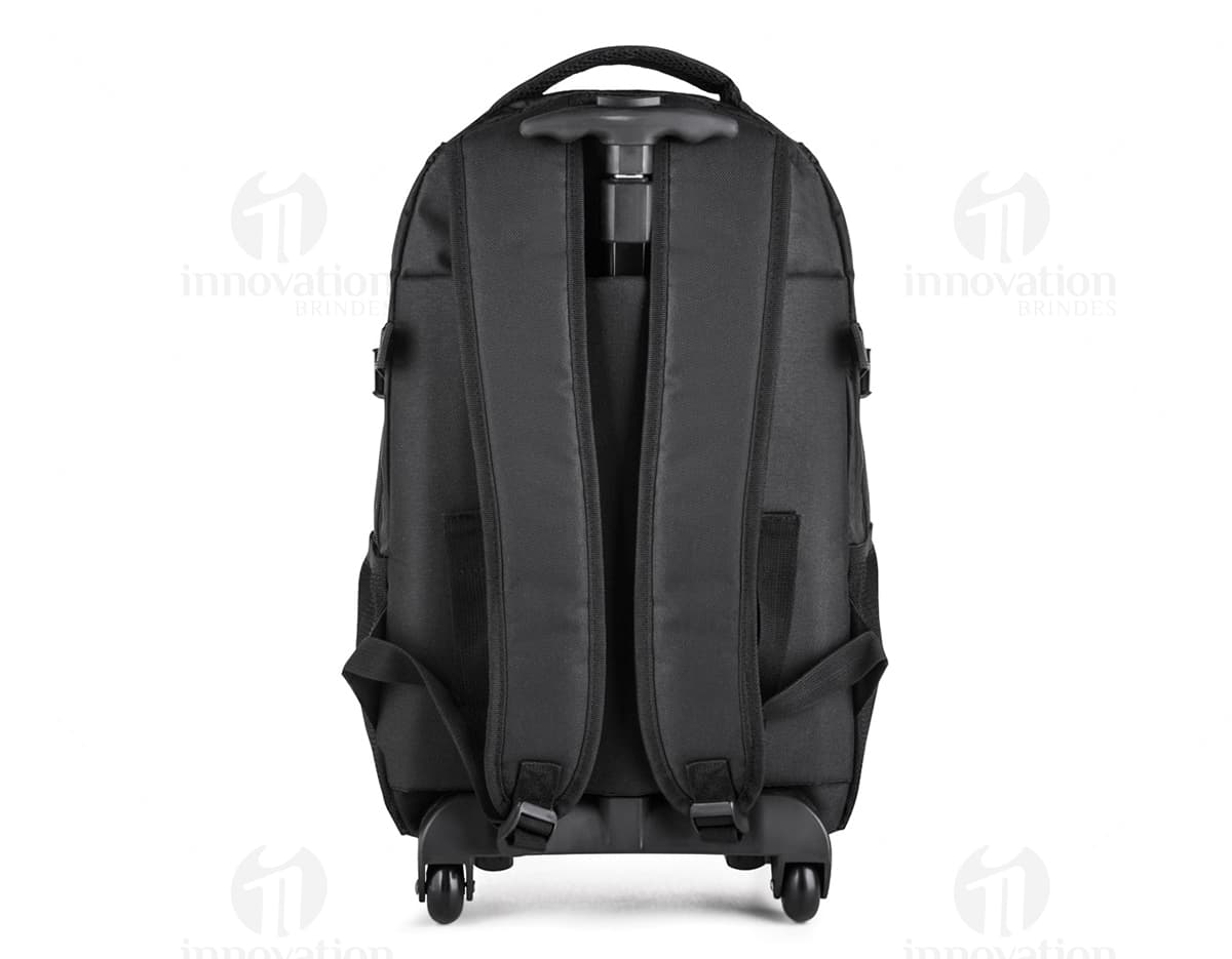 Kit com 6 porta copos em diferentes cores e estampas sobre uma mesa de madeira. Kit com 6 porta copos em diferentes cores e estampas sobre uma mesa de madeira.