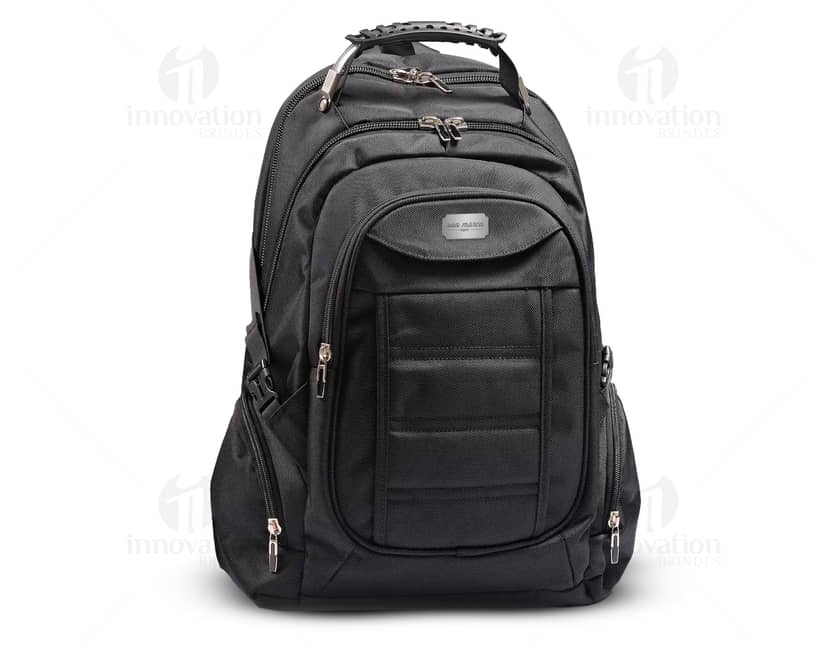 Kit com 6 porta copos em modelos diferentes, sendo 3 redondos e 3 quadrados. Os porta copos possuem estampas coloridas e variadas, feitos em material resistente para proteger móveis de possíveis manchas e arranhões.