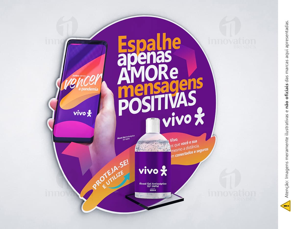 Display de parede para álcool em gel em fundo branco, com capacidade para várias unidades do produto. Display de parede para álcool em gel em fundo branco, com capacidade para várias unidades do produto.