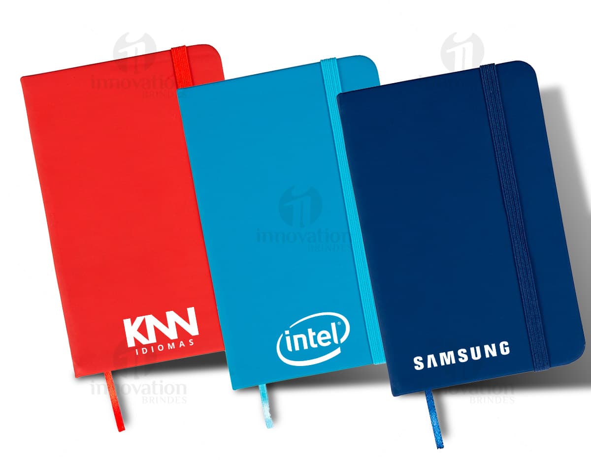 Caderneta Moleskine 14,1x8,8 cm: perfeita para anotar suas ideias e organizar suas tarefas. Ideal para o trabalho, estudos ou como brinde promocional. Garanta a sua! Caderneta Moleskine 14,1x8,8 cm: perfeita para anotar suas ideias e organizar suas tarefas. Ideal para o trabalho, estudos ou como brinde promocional. Garanta a sua!