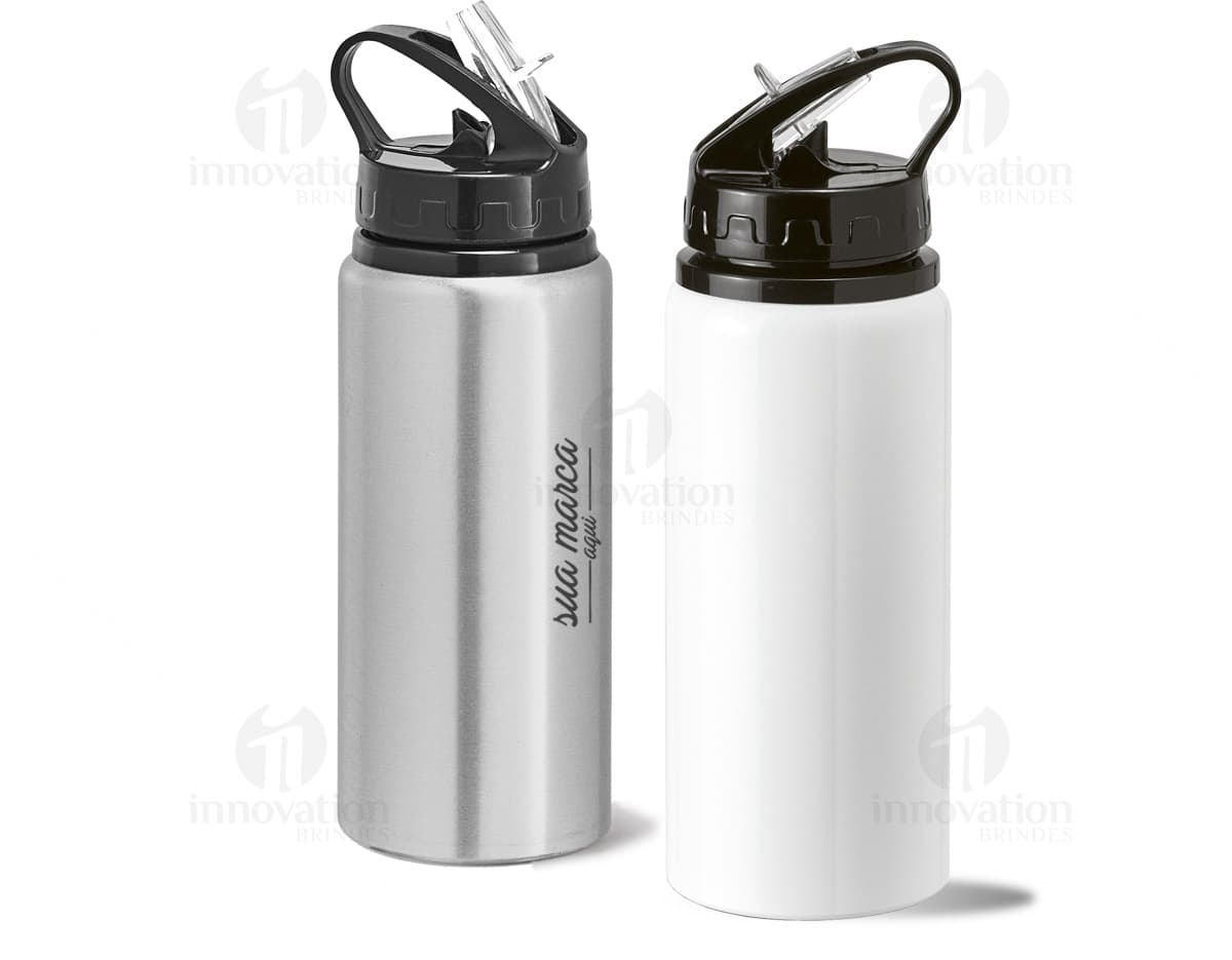 Produto: Kit com 6 porta copos. Imagem mostra os 6 porta copos de diferentes cores e tamanhos em uma mesa de madeira. Produto: Kit com 6 porta copos. Imagem mostra os 6 porta copos de diferentes cores e tamanhos em uma mesa de madeira.