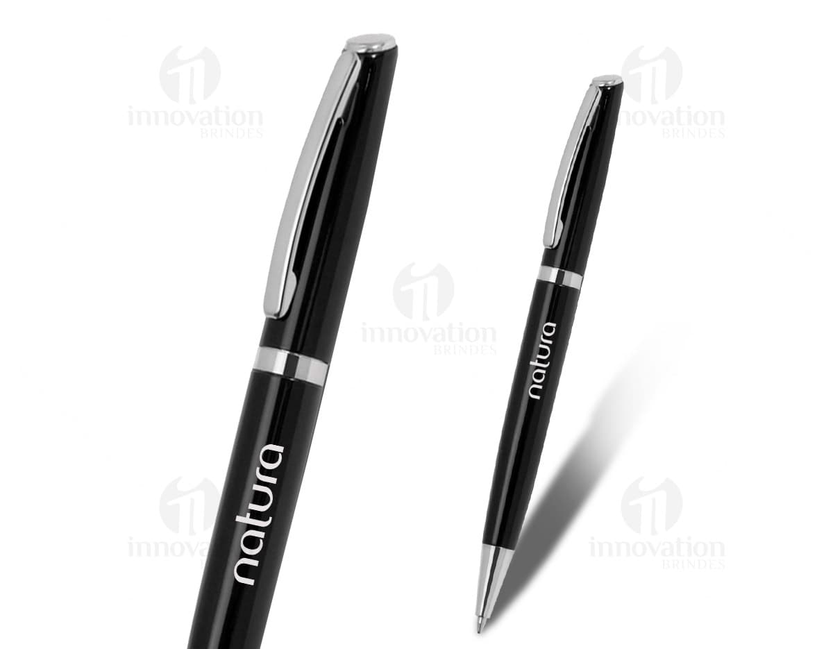 Kit com 6 porta copos em formato circular e base de cortiça. Cada porta copo possui uma estampa diferente de folhas verdes em fundo branco. Kit com 6 porta copos em formato circular e base de cortiça. Cada porta copo possui uma estampa diferente de folhas verdes em fundo branco.