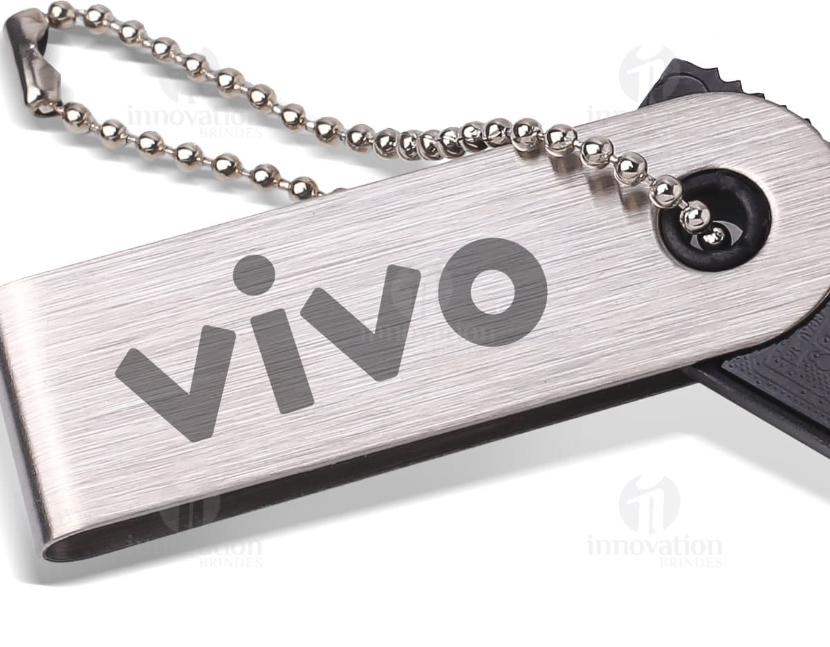 Pen drive de metal compacto com capacidade de 8GB, destacando-se pela sua resistência e durabilidade. Pen drive de metal compacto com capacidade de 8GB, destacando-se pela sua resistência e durabilidade.