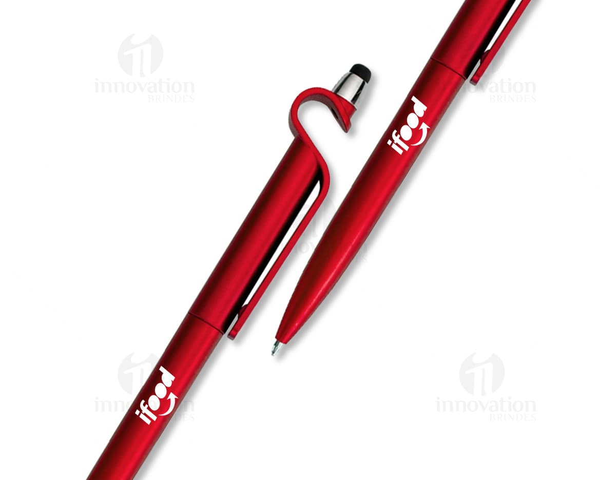 Caneta plastica com touch e suporte preta em fundo branco. Caneta plastica com touch e suporte preta em fundo branco.