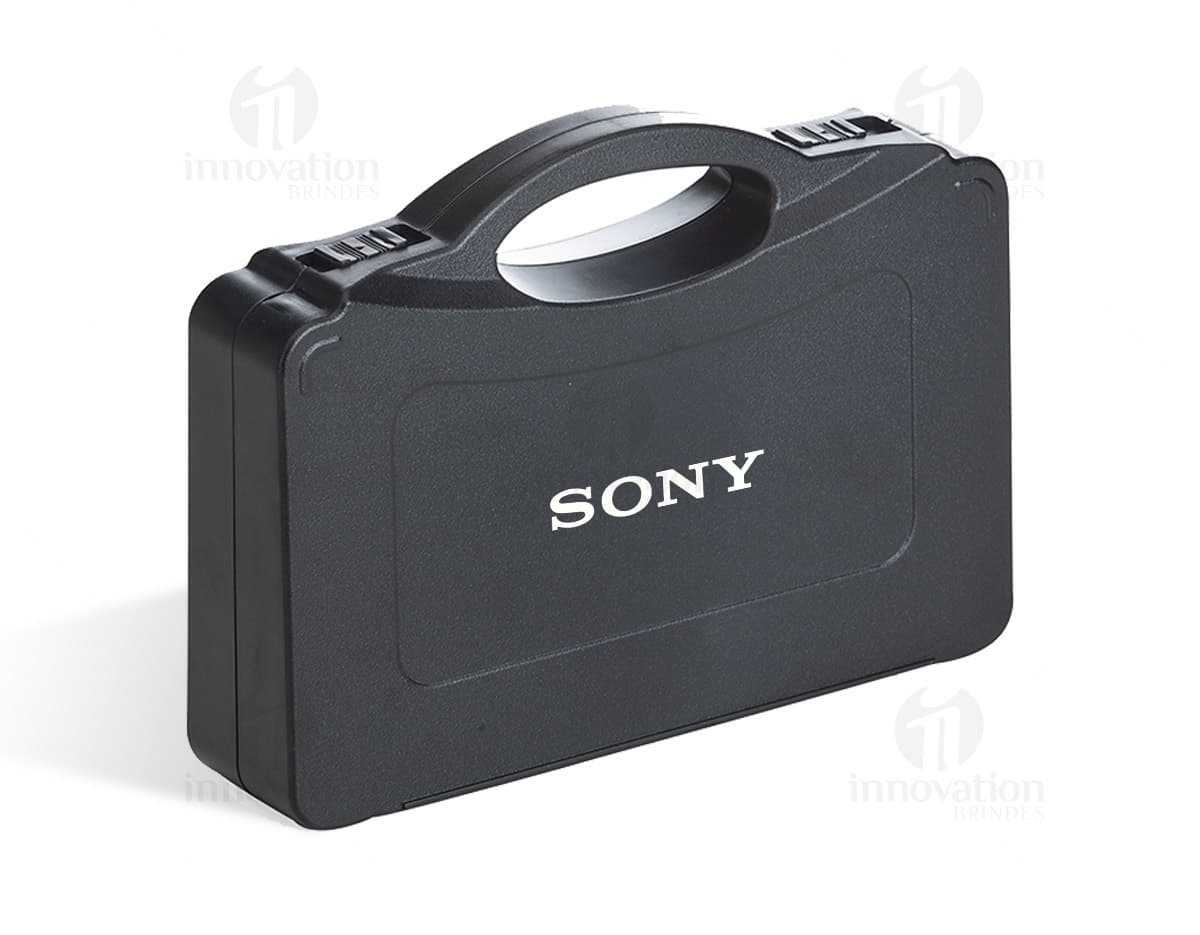 Cartridge holder e supply chamber em um dispositivo mecânico de equipamento de tecnologia. Objetos digitais e ferramentas de conexão em preto, metal e plástico. Armazenamento de dados e transferência de arquivos em flash drive portátil. Pen drive prateado e dispositivo móvel de telefone celular. Chip de backup e ferramenta eletrônica moderna de câmera. Ícone de tela brilhante com design de mensagem e papel. Cartridge holder e supply chamber em um dispositivo mecânico de equipamento de tecnologia. Objetos digitais e ferramentas de conexão em preto, metal e plástico. Armazenamento de dados e transferência de arquivos em flash drive portátil. Pen drive prateado e dispositivo móvel de telefone celular. Chip de backup e ferramenta eletrônica moderna de câmera. Ícone de tela brilhante com design de mensagem e papel.