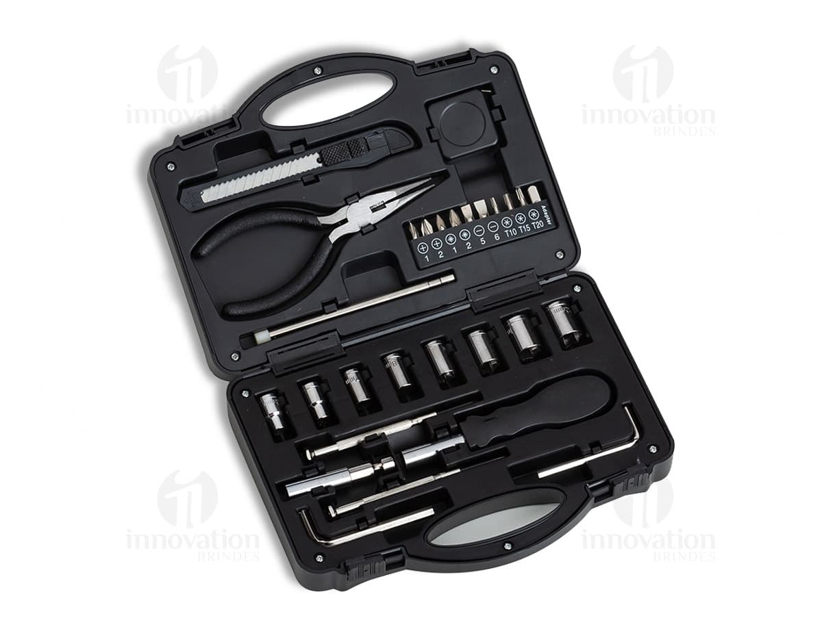 Cartridge holder e supply chamber em um dispositivo mecânico de equipamento de tecnologia. Objetos digitais e ferramentas de conexão em preto, metal e plástico. Armazenamento de dados e transferência de arquivos em flash drive portátil. Pen drive prateado e dispositivo móvel de telefone celular. Chip de backup e ferramenta eletrônica moderna de câmera. Ícone de tela brilhante com design de mensagem e papel. Cartridge holder e supply chamber em um dispositivo mecânico de equipamento de tecnologia. Objetos digitais e ferramentas de conexão em preto, metal e plástico. Armazenamento de dados e transferência de arquivos em flash drive portátil. Pen drive prateado e dispositivo móvel de telefone celular. Chip de backup e ferramenta eletrônica moderna de câmera. Ícone de tela brilhante com design de mensagem e papel.