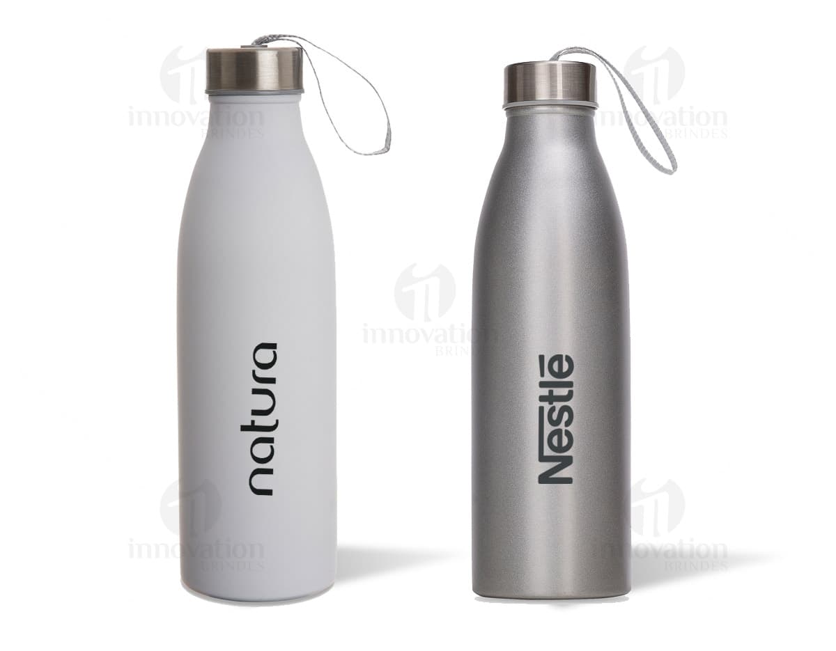 Kit Frescobol MDF em embalagem transparente contendo duas raquetes e uma bolinha de borracha. Kit Frescobol MDF em embalagem transparente contendo duas raquetes e uma bolinha de borracha.