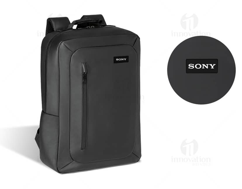 Kit com 6 porta copos em formato redondo, feitos de bambu e decorados com desenhos de folhas verdes e flores em tons de rosa e amarelo. Os porta copos possuem uma base antiderrapante para evitar acidentes.