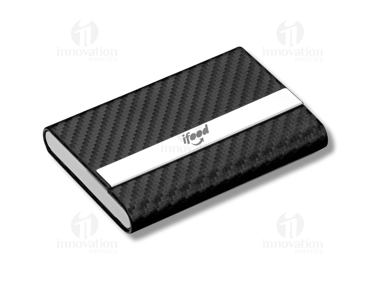 Porta Cartões de Design Retro em Couro Marrom - Perfeito para Armazenar Suas Informações Financeiras com Estilo e Segurança. Mantenha-se Organizado e Sempre Pronto para os Negócios. Adquira o Seu Agora! Porta Cartões de Design Retro em Couro Marrom - Perfeito para Armazenar Suas Informações Financeiras com Estilo e Segurança. Mantenha-se Organizado e Sempre Pronto para os Negócios. Adquira o Seu Agora!