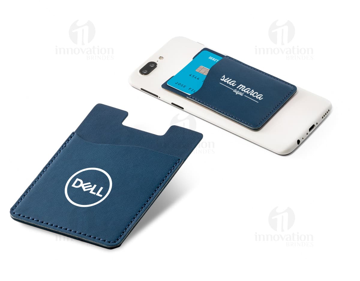 Porta cartões feito de material sintético PU com sistema de bloqueio. Porta cartões feito de material sintético PU com sistema de bloqueio.