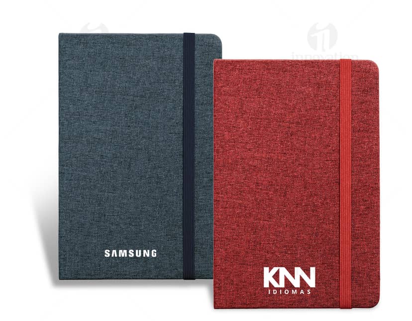 Kit com 6 porta copos de diferentes cores e estampas, em formato circular e material resistente.