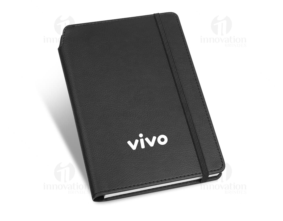 Kit com 6 porta copos em formato redondo, feitos em material resistente e com estampas coloridas de desenhos abstratos. Kit com 6 porta copos em formato redondo, feitos em material resistente e com estampas coloridas de desenhos abstratos.