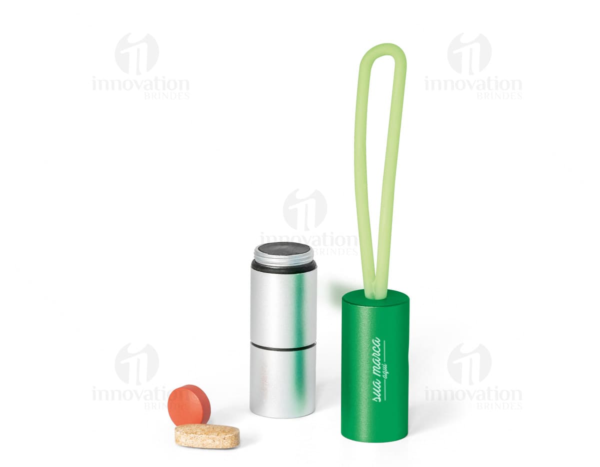 Chaveiro metal prateado, acessório sofisticado para o seu dia a dia. Leve, resistente e elegante, ideal para organização de chaves. Adquira já o seu! Chaveiro metal prateado, acessório sofisticado para o seu dia a dia. Leve, resistente e elegante, ideal para organização de chaves. Adquira já o seu!