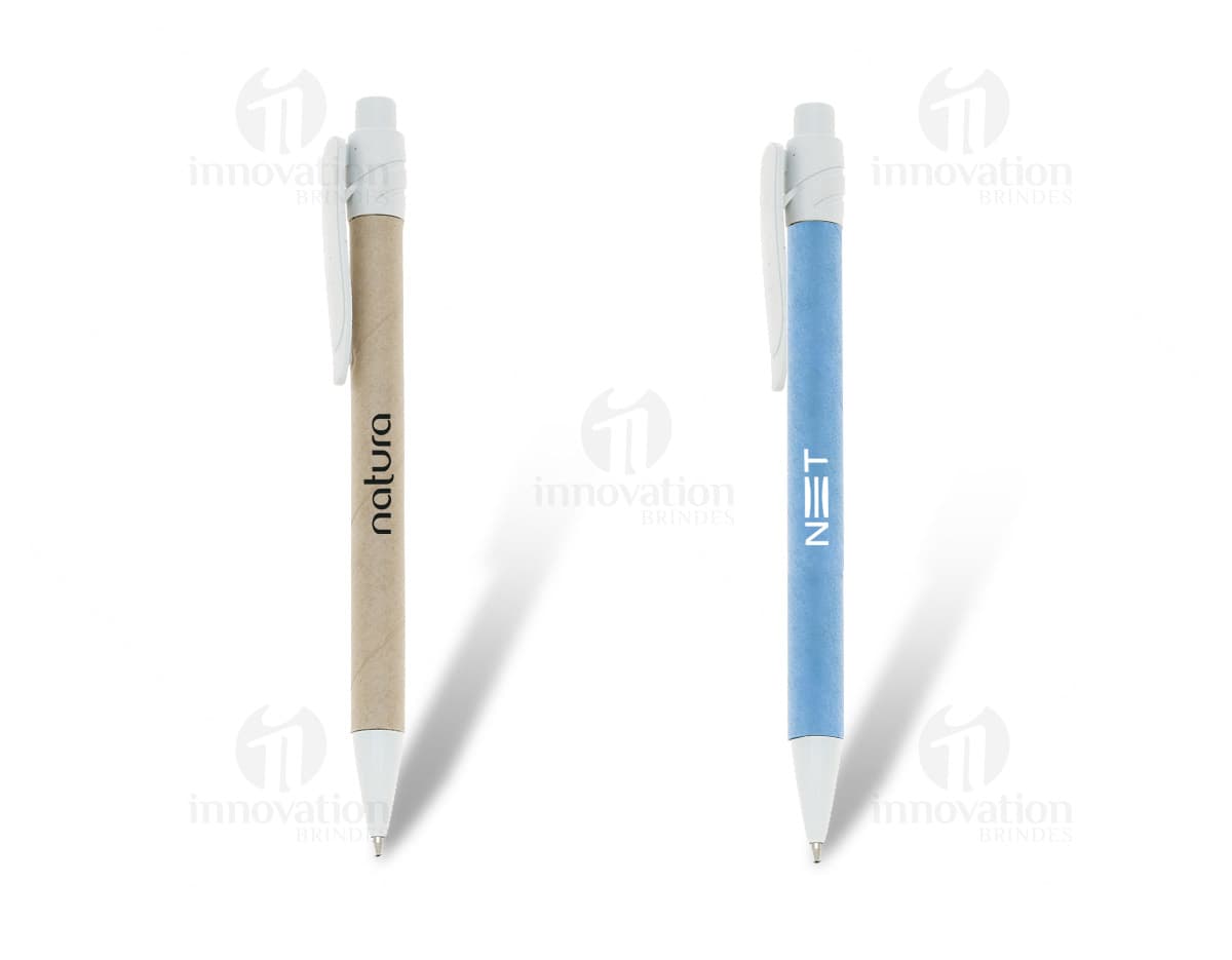 Kit com 6 porta copos em diferentes cores e estilos, feitos de materiais variados como madeira, cerâmica e silicone. Três porta copos estão retos e os outros três têm um design circular. Kit com 6 porta copos em diferentes cores e estilos, feitos de materiais variados como madeira, cerâmica e silicone. Três porta copos estão retos e os outros três têm um design circular.