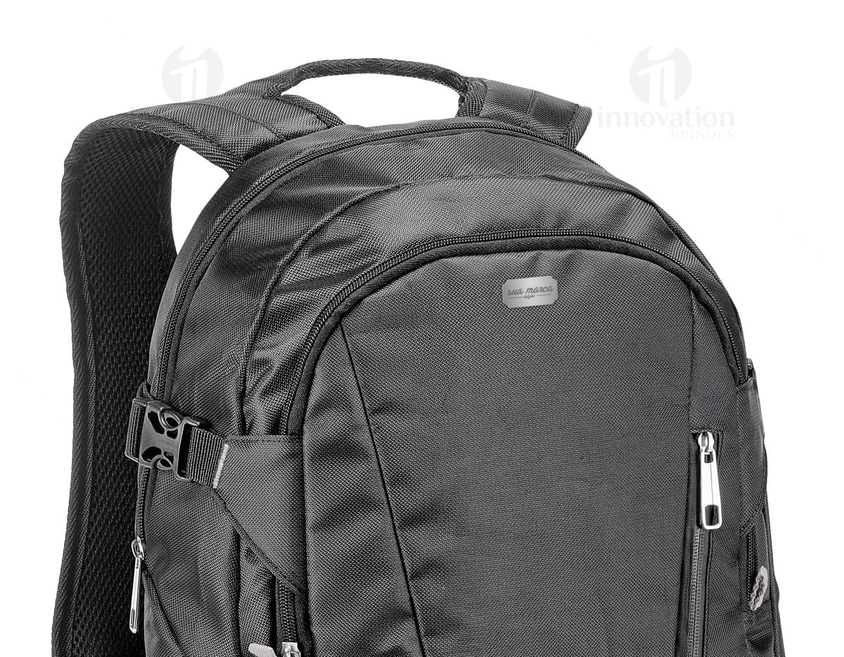 Mochila de nylon com compartimento para notebook de 15,6 polegadas. Mochila de nylon com compartimento para notebook de 15,6 polegadas.