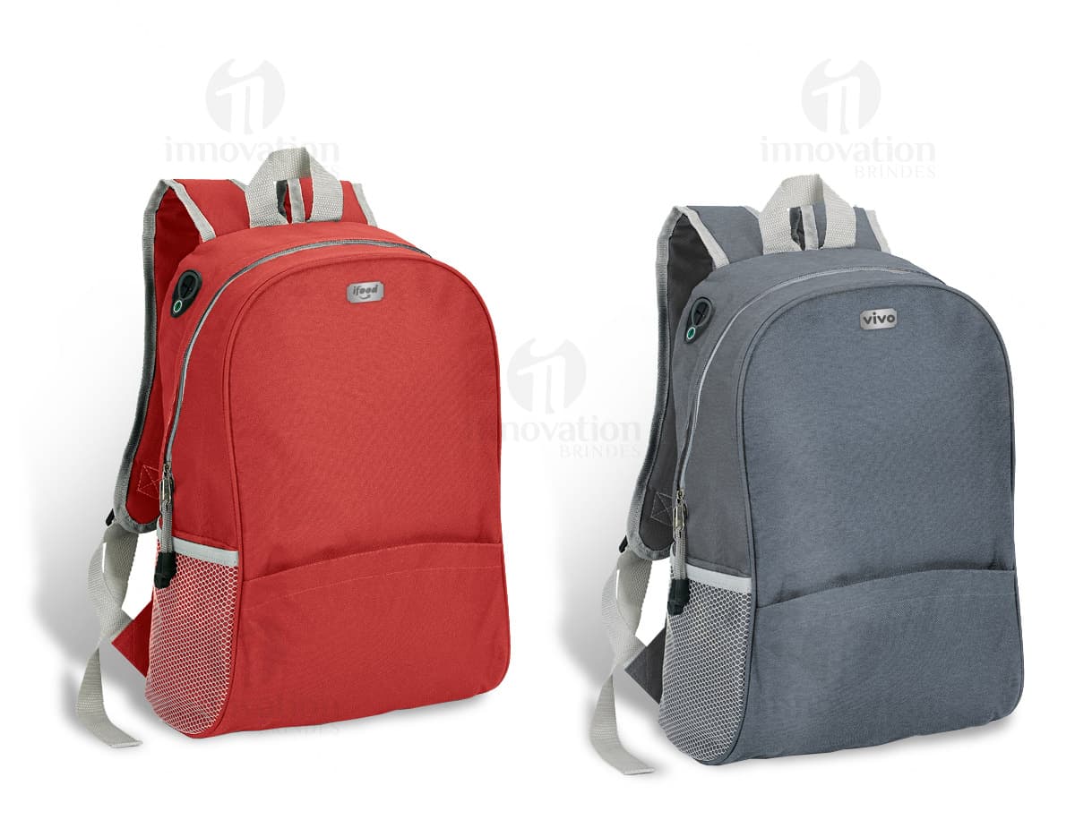 Mochila de algodão canvas 15.6 polegadas em cores neutras e design minimalista. Mochila de algodão canvas 15.6 polegadas em cores neutras e design minimalista.