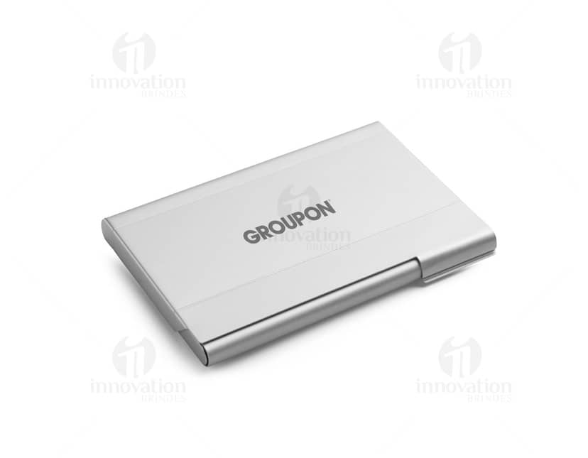 Porta Cartão para Celular em cor preta, feito de material resistente e com capacidade para armazenar até três cartões. Compatível com diversos modelos de smartphones.