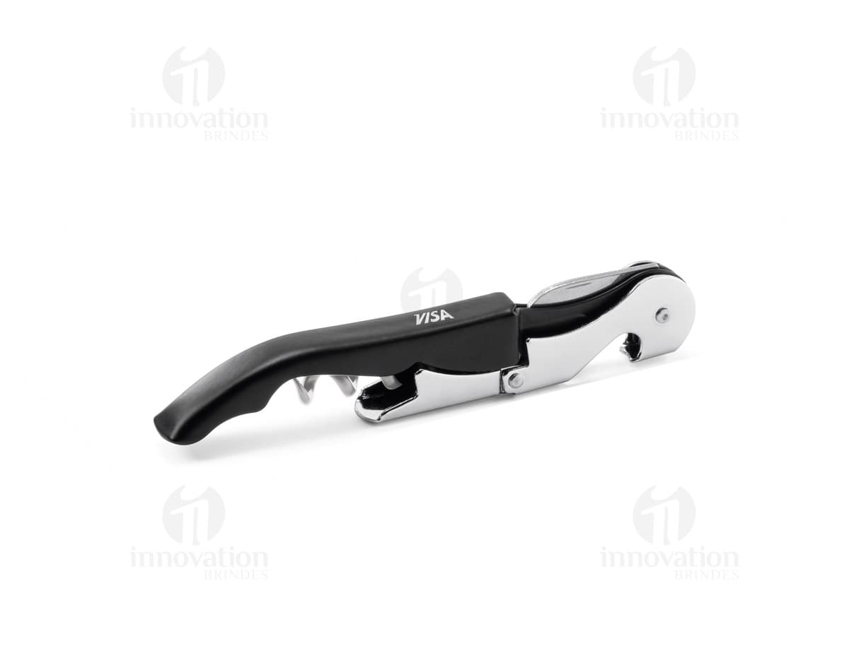 Canivete sommelier em aço inox com saca-rolhas. Canivete sommelier em aço inox com saca-rolhas.