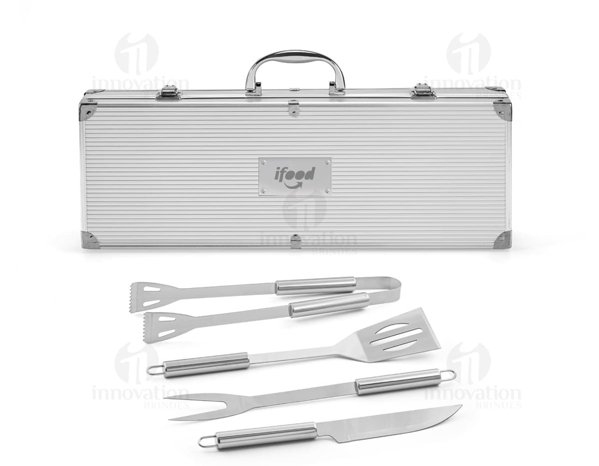 Caneta de metal com estojo revestido. Caneta de metal com estojo revestido.