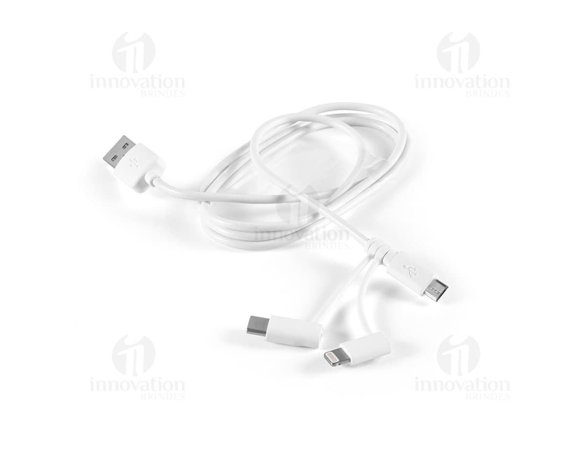Cabo USB 3 em 1 com bolsa EVA para armazenamento. Cabo USB 3 em 1 com bolsa EVA para armazenamento.