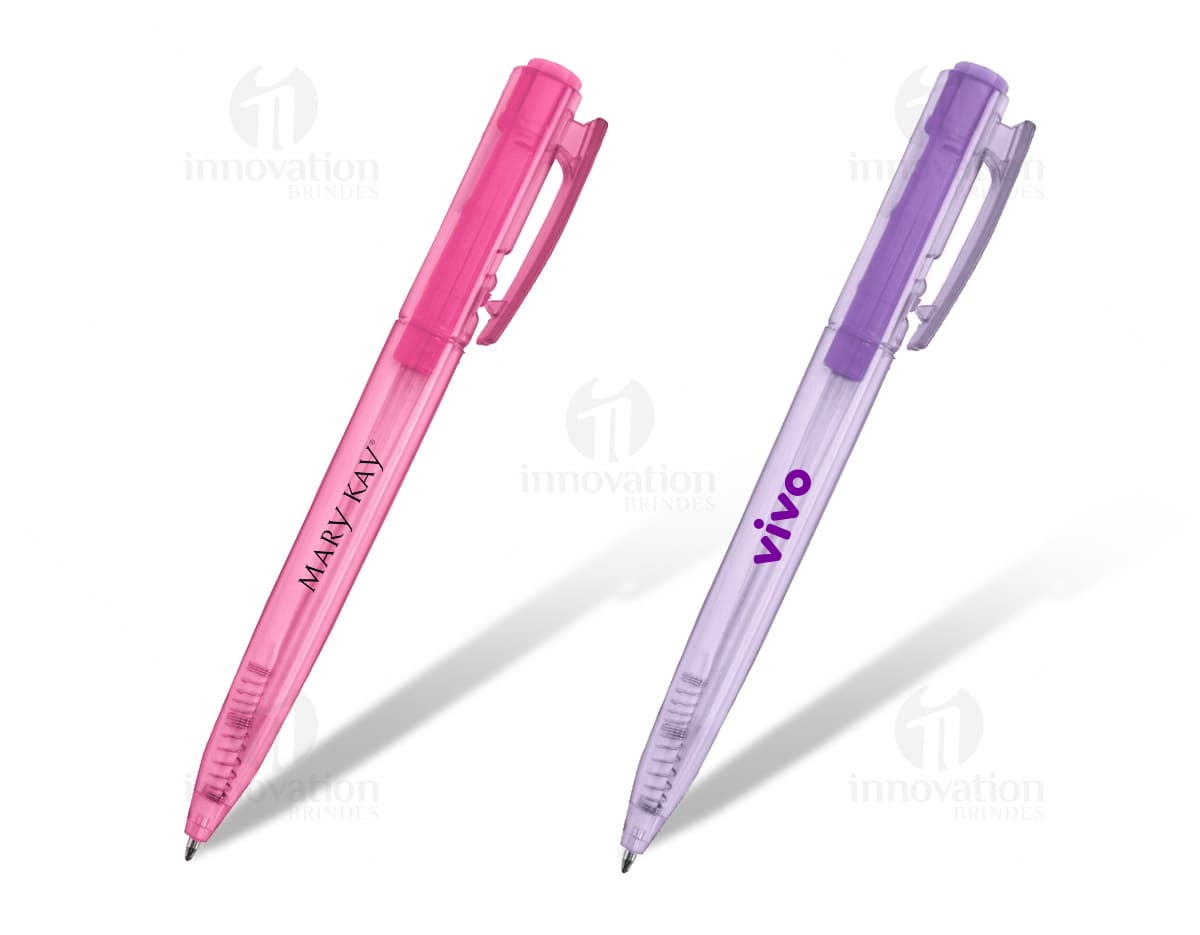 Kit com 6 porta copos de formatos e cores variadas. Kit com 6 porta copos de formatos e cores variadas.