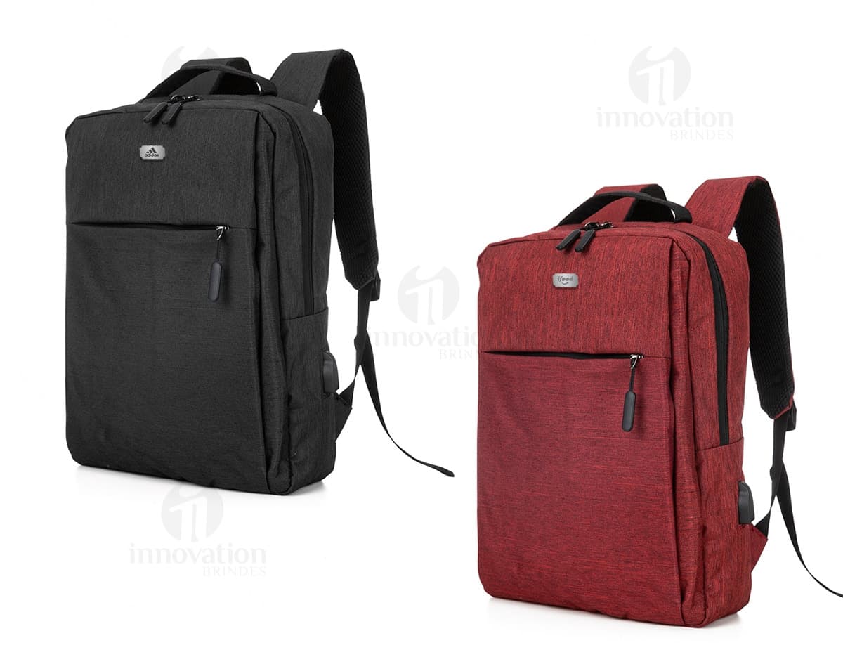 Kit com 6 porta copos em formato quadrado, feitos de material resistente, nas cores azul, verde, amarelo, rosa, laranja e roxo. Cada porta copo tem uma estampa de flores coloridas e detalhes em dourado. Kit com 6 porta copos em formato quadrado, feitos de material resistente, nas cores azul, verde, amarelo, rosa, laranja e roxo. Cada porta copo tem uma estampa de flores coloridas e detalhes em dourado.
