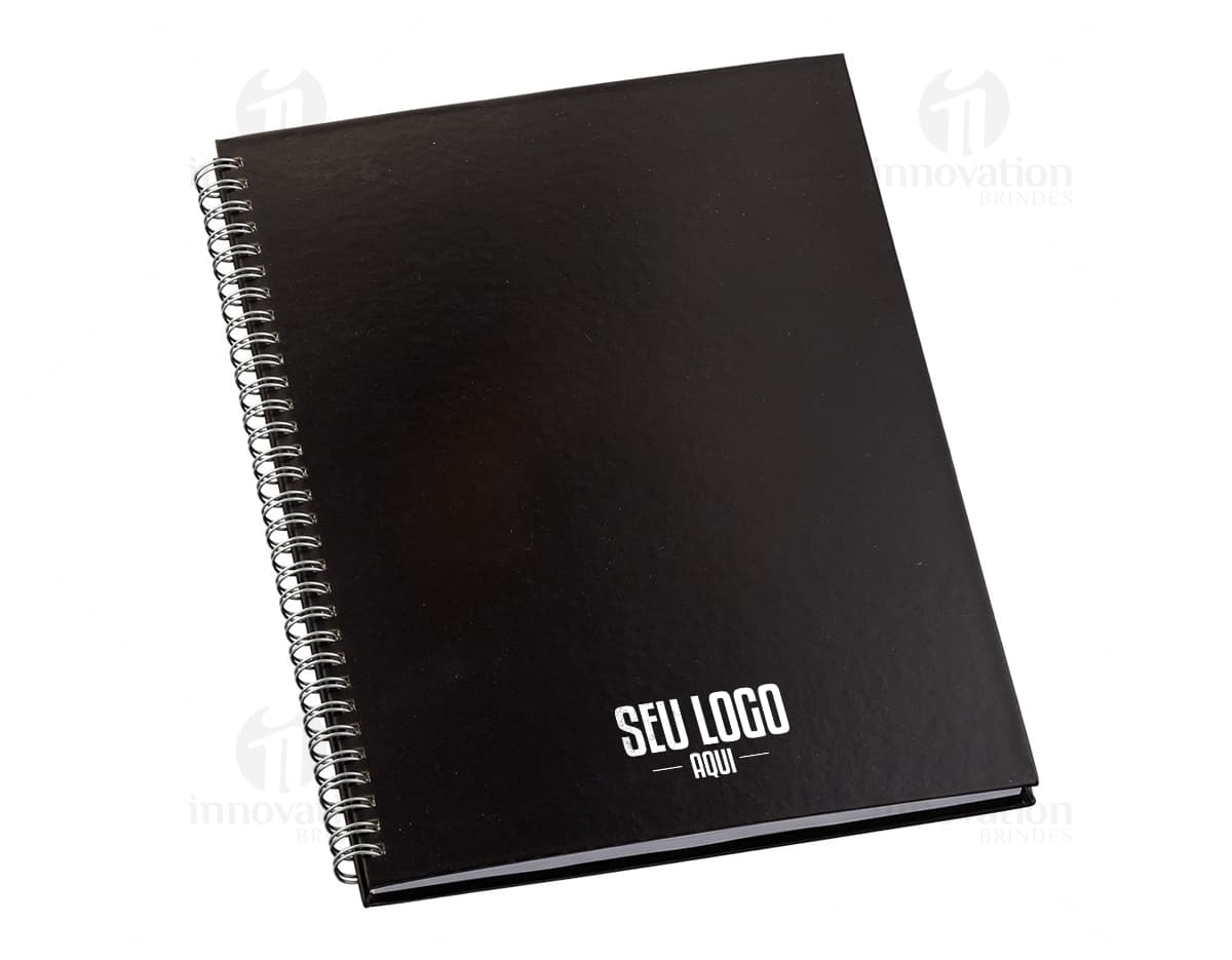 Kit com 6 porta copos em formato quadrado, feitos de madeira com estampas coloridas e resistentes à água. Cada porta copo tem um design único e moderno. Kit com 6 porta copos em formato quadrado, feitos de madeira com estampas coloridas e resistentes à água. Cada porta copo tem um design único e moderno.