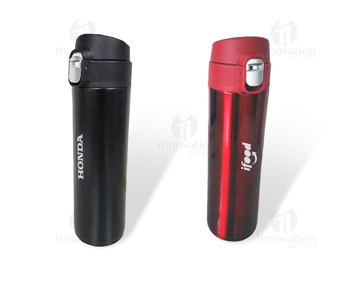 Garrafa Térmica Inox 600ml Bambu, com design elegante e moderno em aço inoxidável e detalhes em bambu. Garrafa Térmica Inox 600ml Bambu, com design elegante e moderno em aço inoxidável e detalhes em bambu.