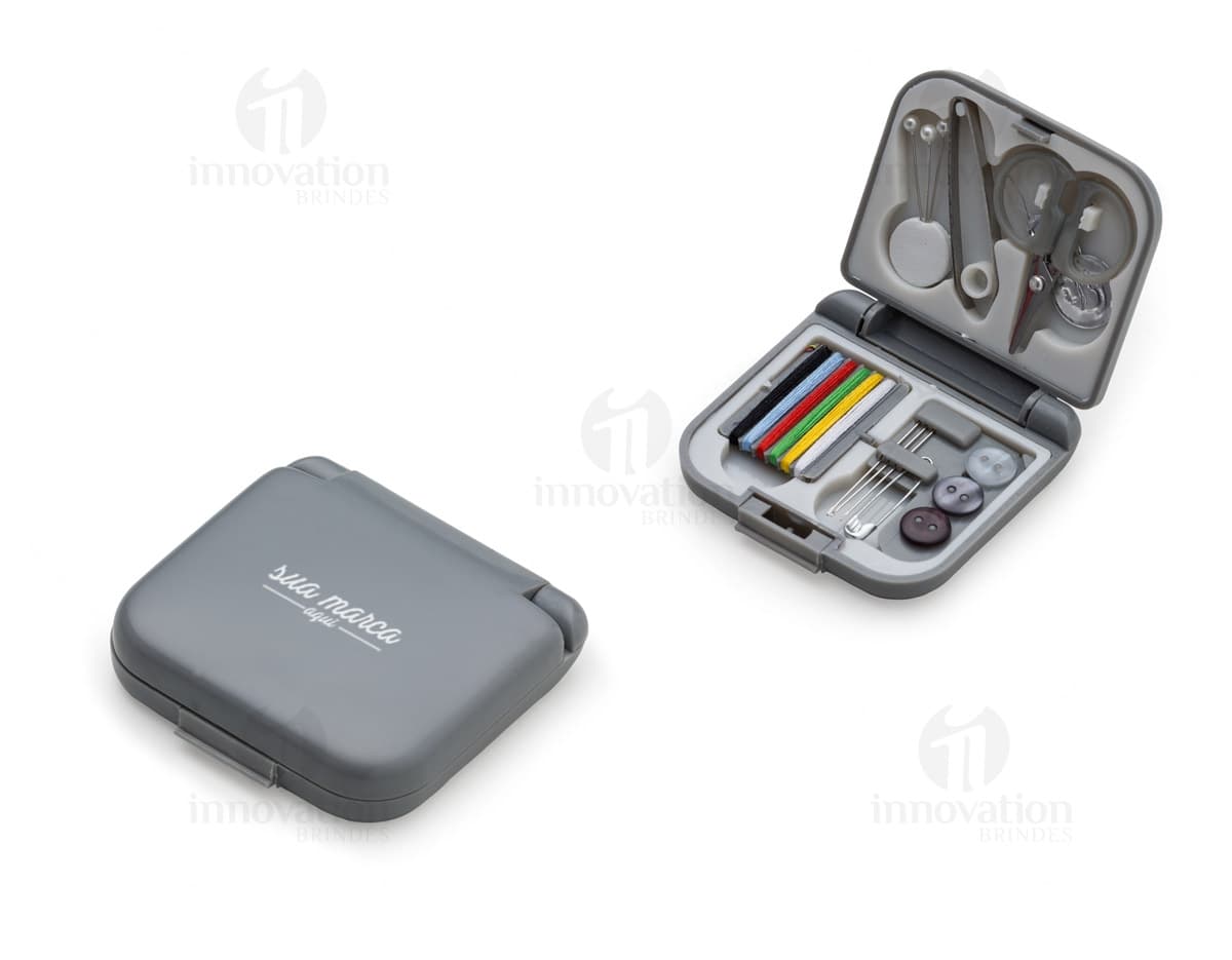 Kit com 6 porta copos em diferentes cores e desenhos geométricos. Kit com 6 porta copos em diferentes cores e desenhos geométricos.