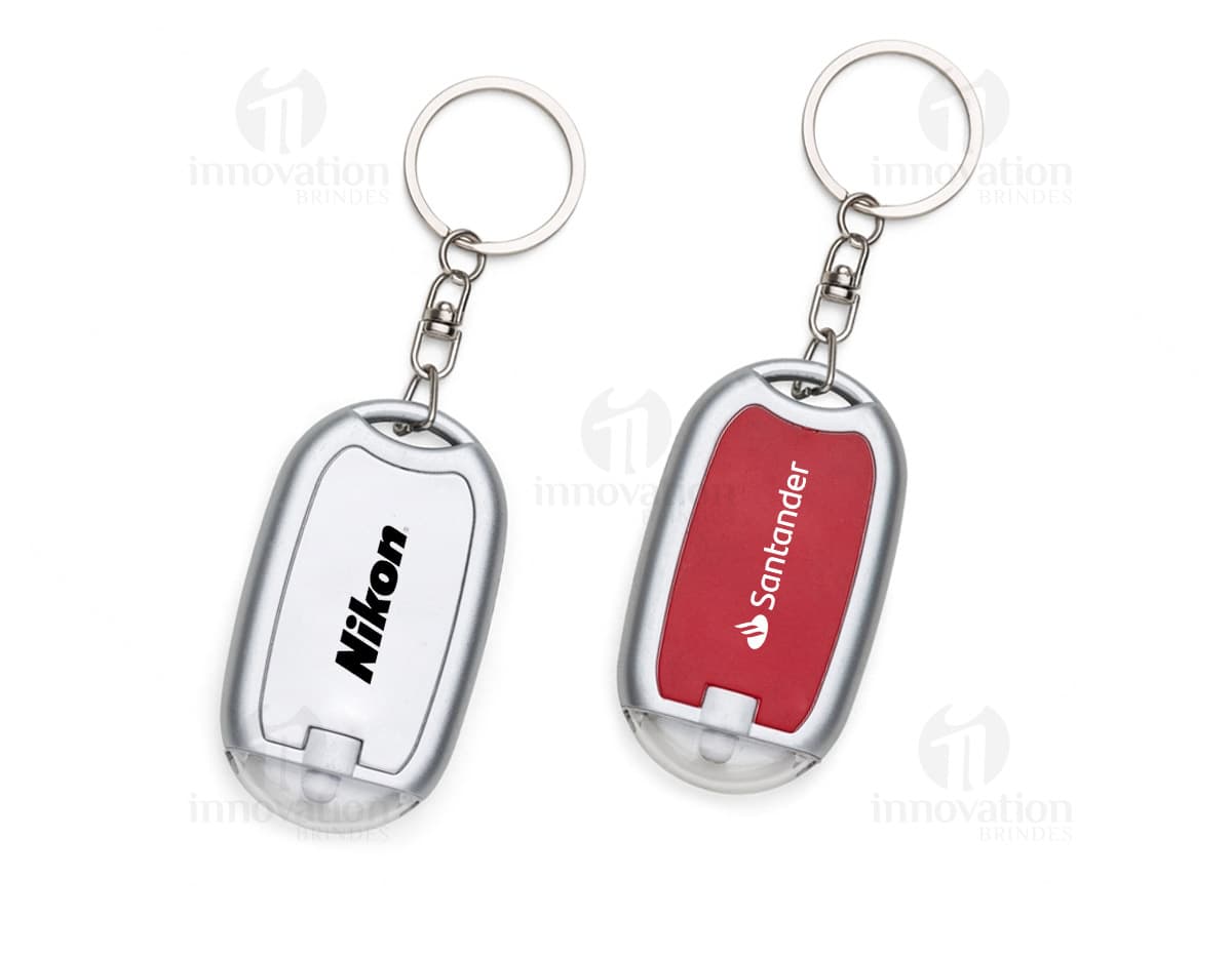 Kit com 6 porta copos em formato quadrado, feitos de madeira com estampas coloridas e desenhos abstratos. Cada porta copo tem um diâmetro de 10 cm e possuem acabamento brilhante. Kit com 6 porta copos em formato quadrado, feitos de madeira com estampas coloridas e desenhos abstratos. Cada porta copo tem um diâmetro de 10 cm e possuem acabamento brilhante.