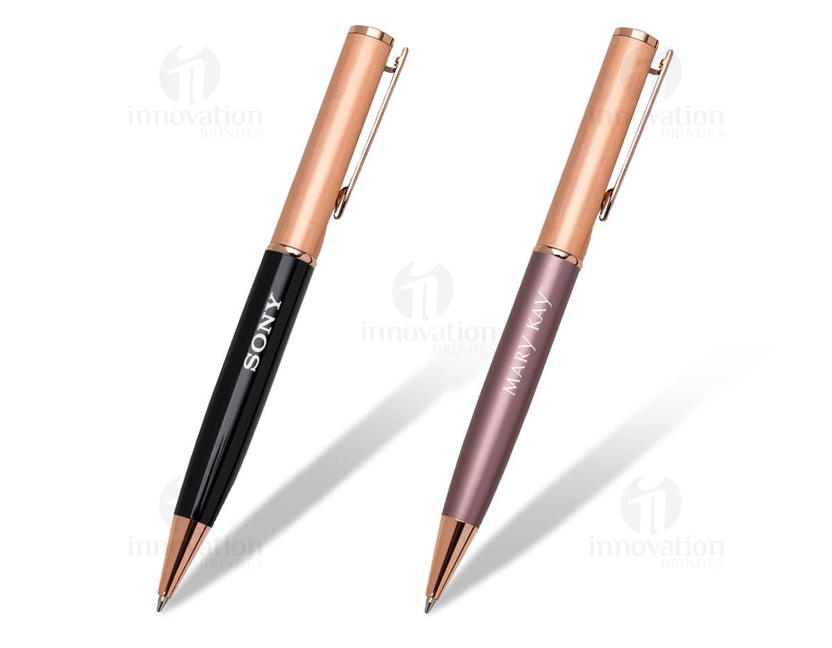 Caneta plástica retrátil esferográfica colorida, em um conjunto de cores vibrantes e diversas. Ideal para uso no escritório, na escola ou em atividades artísticas e de desenho. Caneta plástica retrátil esferográfica colorida, em um conjunto de cores vibrantes e diversas. Ideal para uso no escritório, na escola ou em atividades artísticas e de desenho.