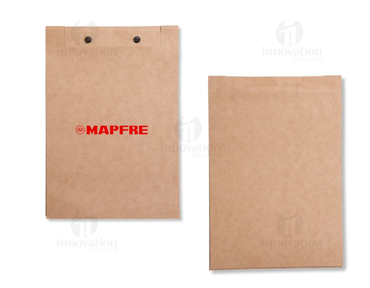 Pasta Kraft contendo folhas A4. Pasta Kraft contendo folhas A4.