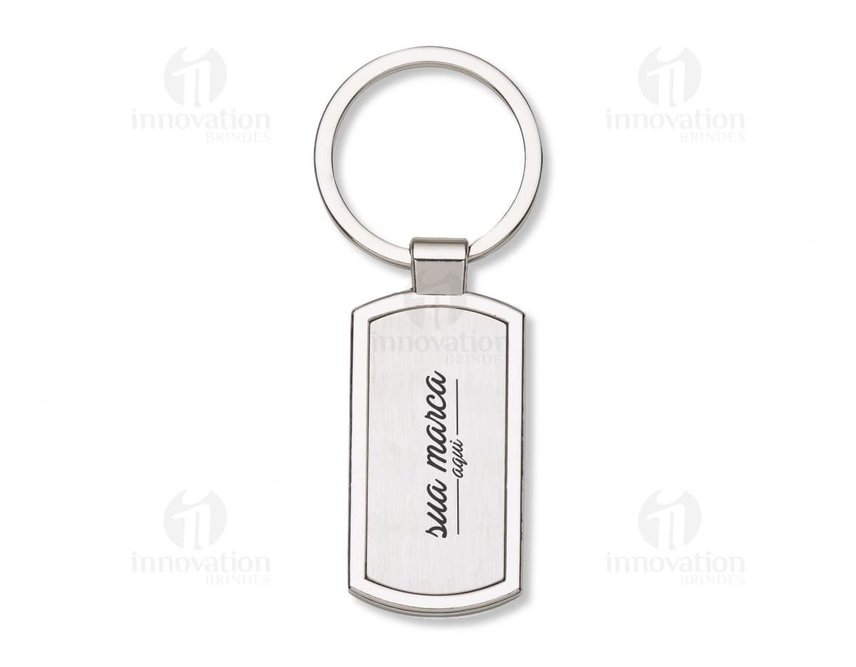 Chaveiro em formato de coração feito de alumínio metal amarelo. Chaveiro em formato de coração feito de alumínio metal amarelo.