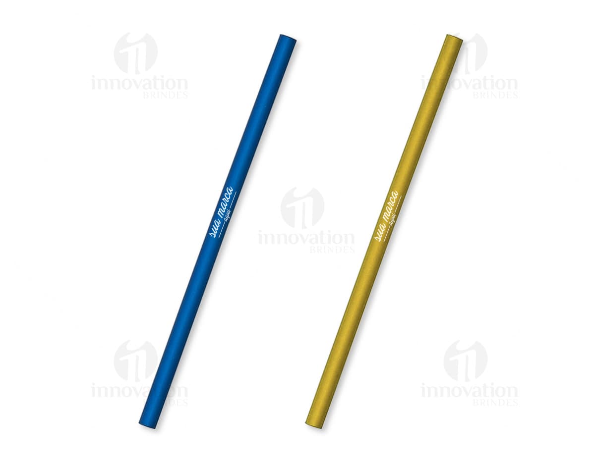 Bloco de anotações 14,4 x 9,4 cm na cor azul com capa dura e folhas em branco. Bloco de anotações 14,4 x 9,4 cm na cor azul com capa dura e folhas em branco.