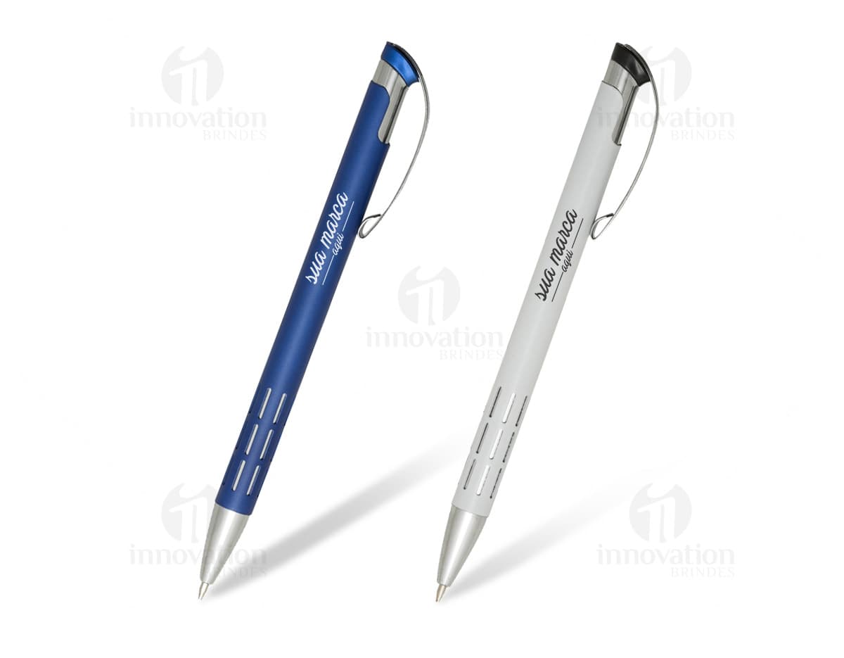 Kit com 6 porta copos em formato redondo, feitos em material resistente e com estampas coloridas de frutas. Kit com 6 porta copos em formato redondo, feitos em material resistente e com estampas coloridas de frutas.