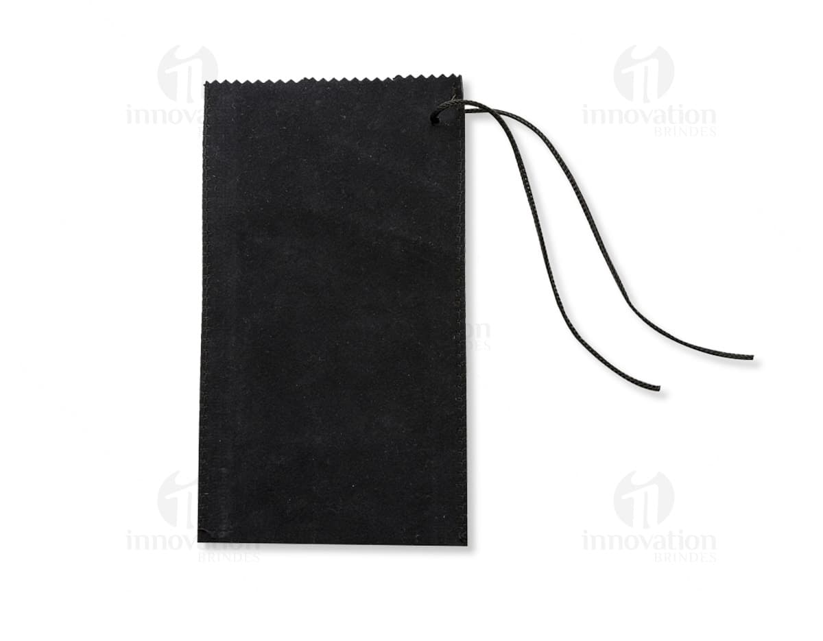 Veludo para kit em tom de azul marinho com padrão quadriculado, ideal para estofados e decoração de ambientes. Veludo para kit em tom de azul marinho com padrão quadriculado, ideal para estofados e decoração de ambientes.