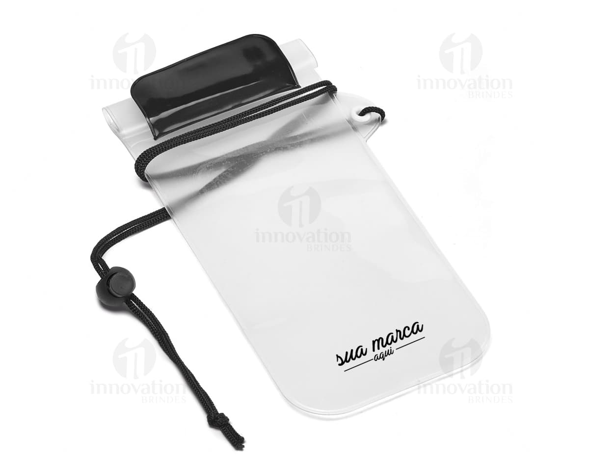 Bolsa térmica de 15 litros em cor azul com alça ajustável e zíper frontal. Ideal para transportar alimentos e bebidas de forma segura e mantendo a temperatura adequada. Bolsa térmica de 15 litros em cor azul com alça ajustável e zíper frontal. Ideal para transportar alimentos e bebidas de forma segura e mantendo a temperatura adequada.