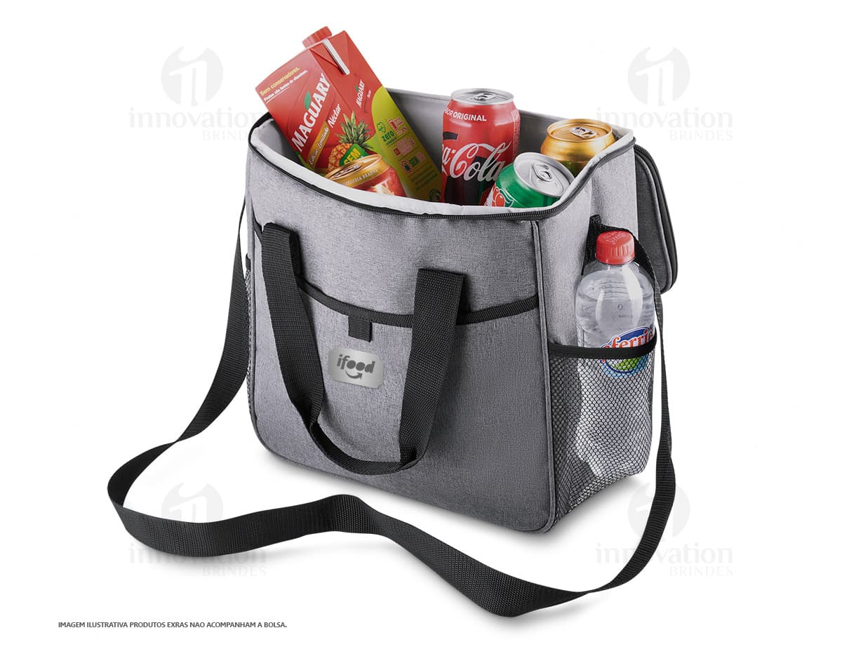 Mochila notebook nylon 15,6" USB preta, moderna e elegante, ideal para viagens de negócios ou uso diário. Possui alça, zipper, bolso e compartimento para laptop. Mochila notebook nylon 15,6" USB preta, moderna e elegante, ideal para viagens de negócios ou uso diário. Possui alça, zipper, bolso e compartimento para laptop.