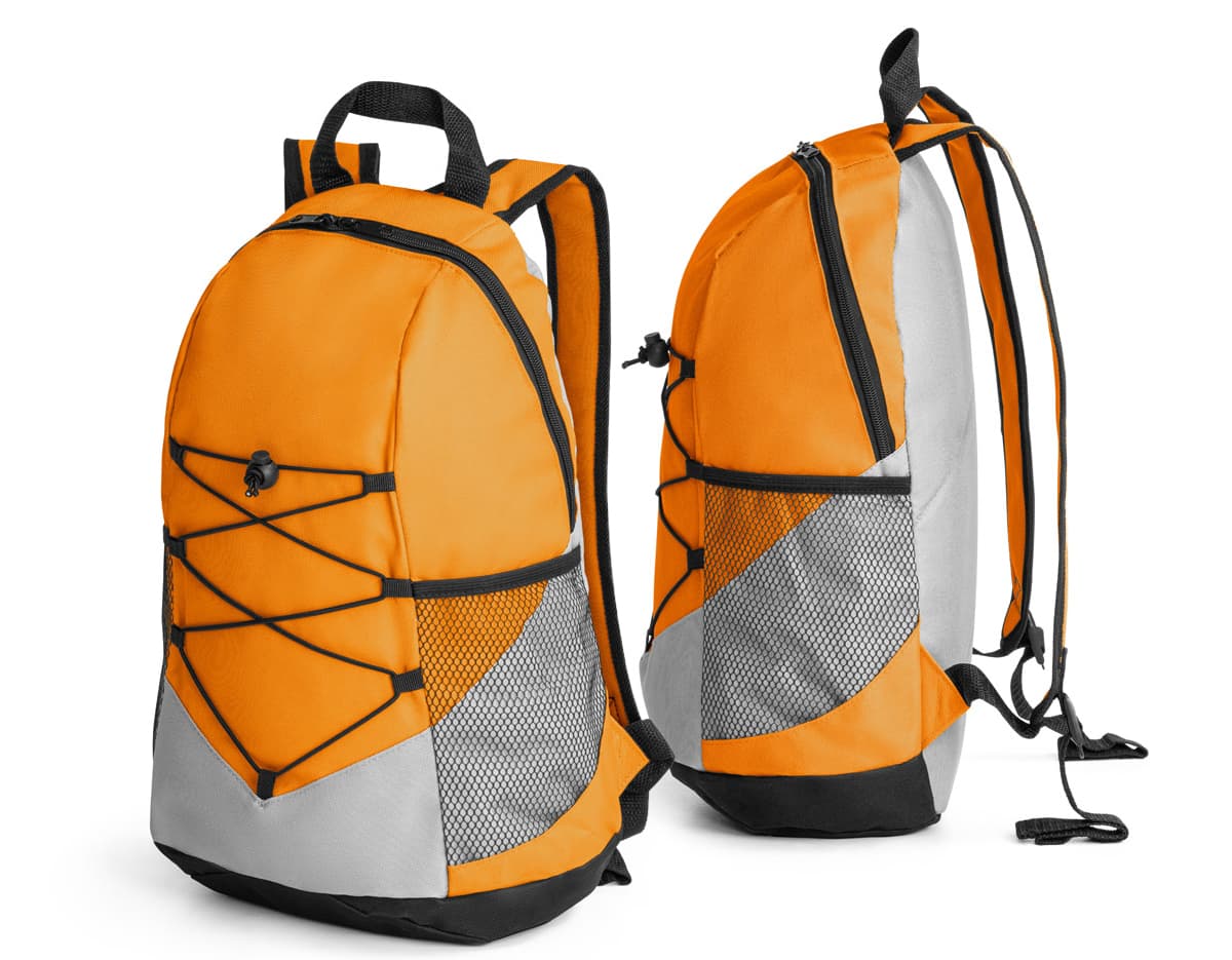 Mochila para notebook de 17 polegadas com bolsos laterais e frontais. Mochila para notebook de 17 polegadas com bolsos laterais e frontais.